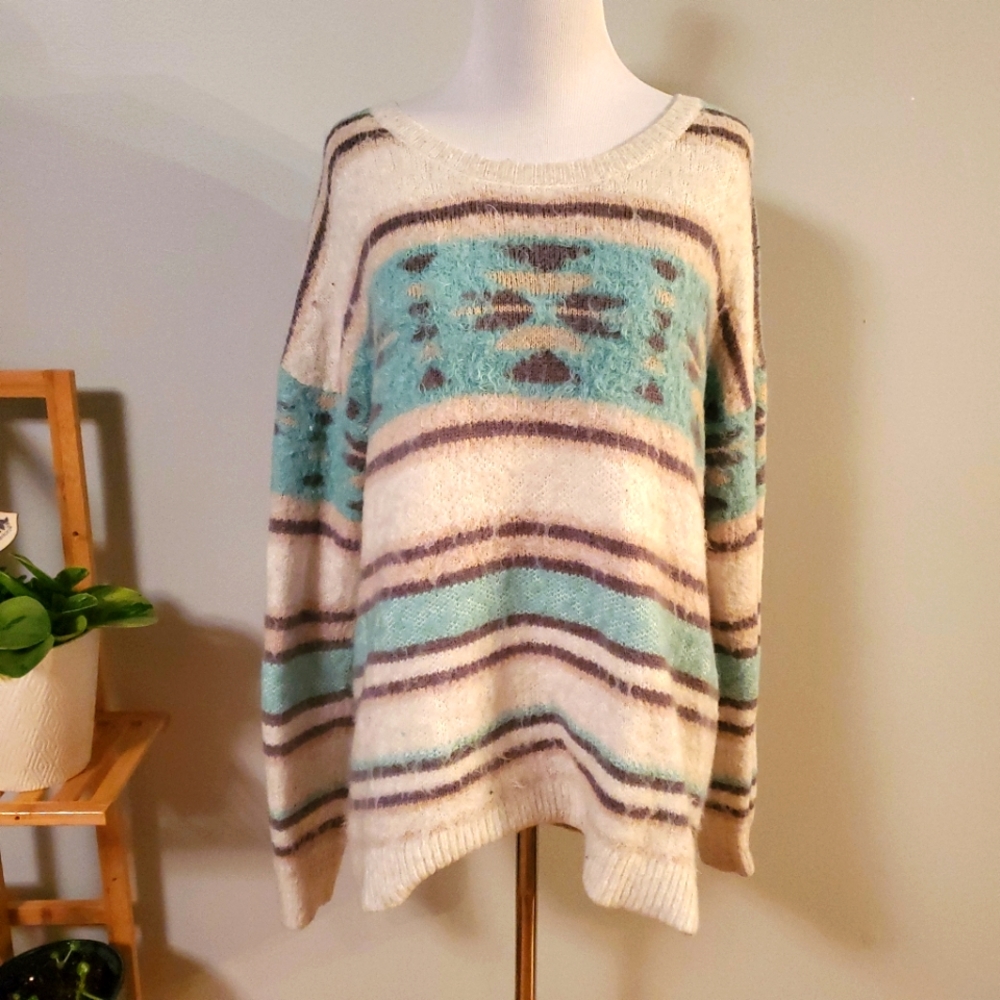 Xhilaration fuzzy print sweater keyhole back